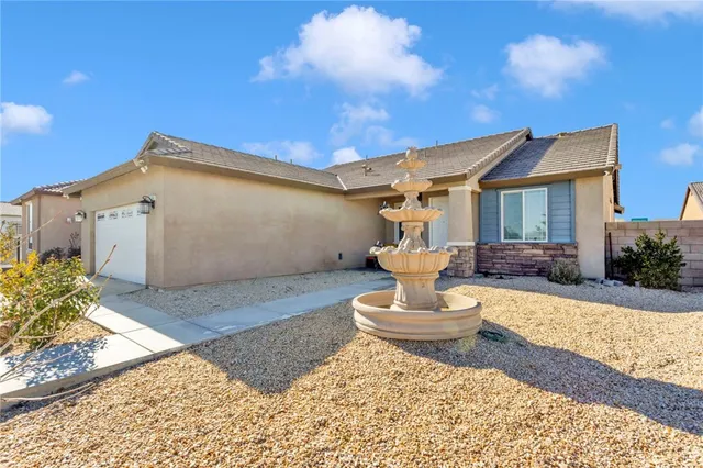 $469,000 | 13242 West Mesa Way, Victorville, CA 92395