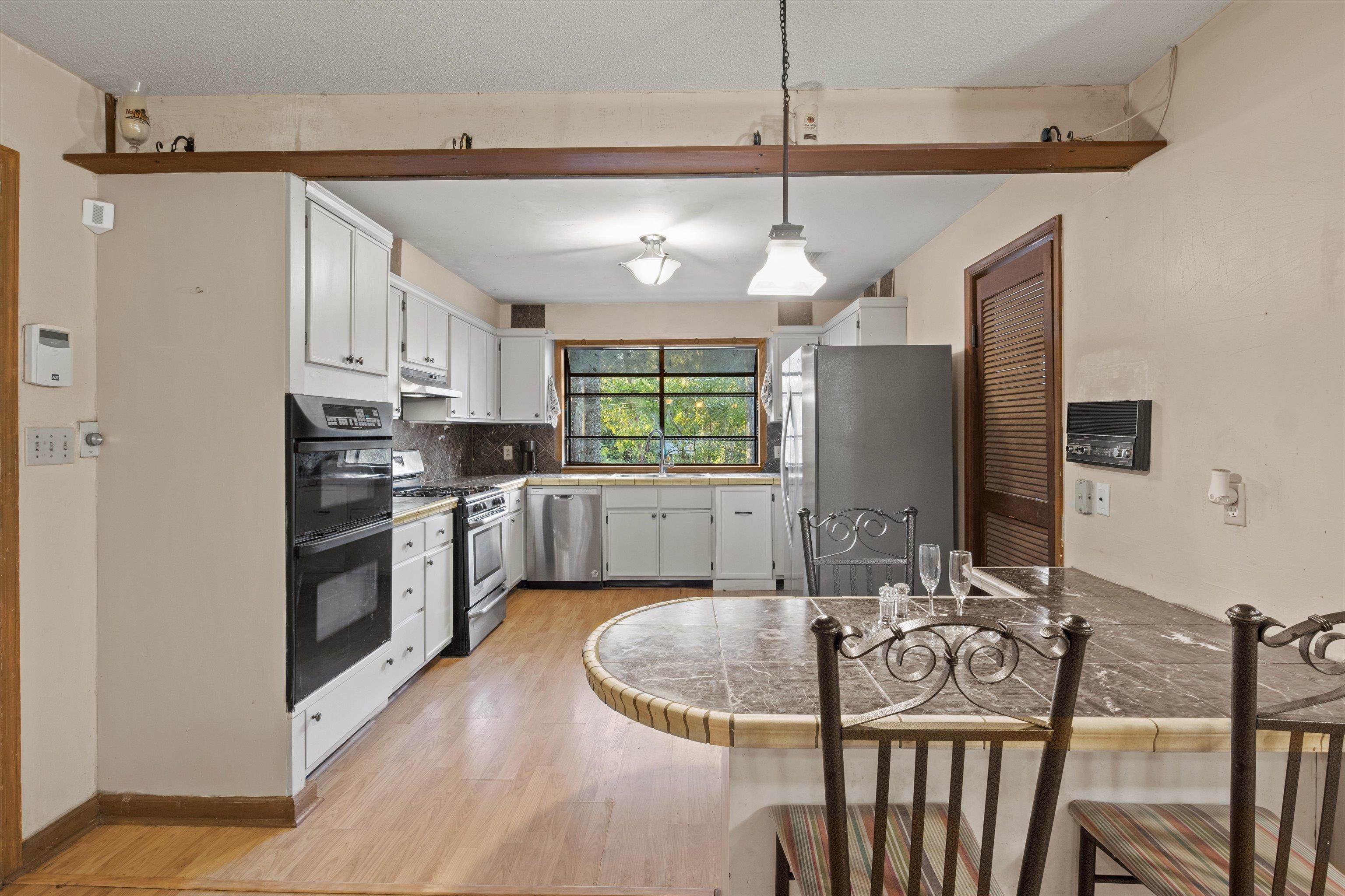 2403 San Pedro Avenue Tallahassee, FL 32304 - Photo 4 of 43