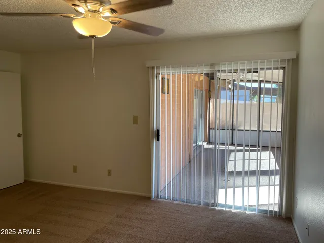$1,895 | 10014 North 44th Drive, Glendale, AZ 85302