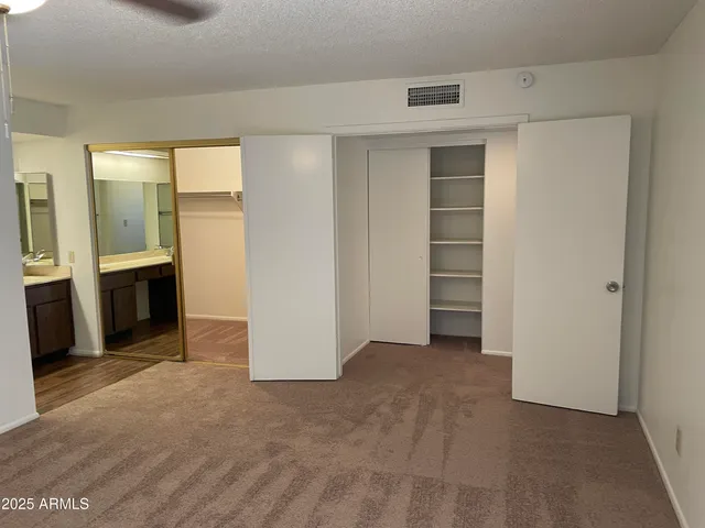 $1,895 | 10014 North 44th Drive, Glendale, AZ 85302