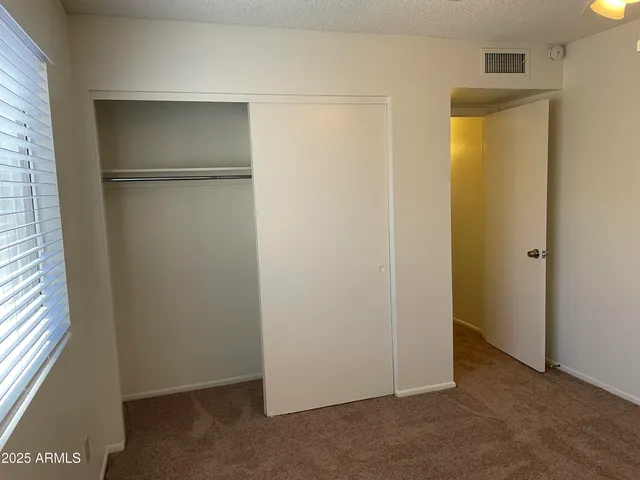 $1,895 | 10014 North 44th Drive, Glendale, AZ 85302