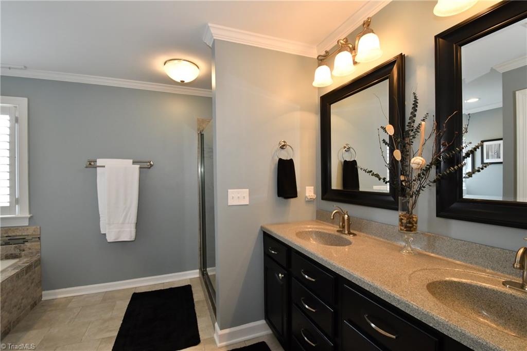 8104 Glengarriff Road Clemmons, NC 27012 - Photo 11 of 25 Gallery Image 11