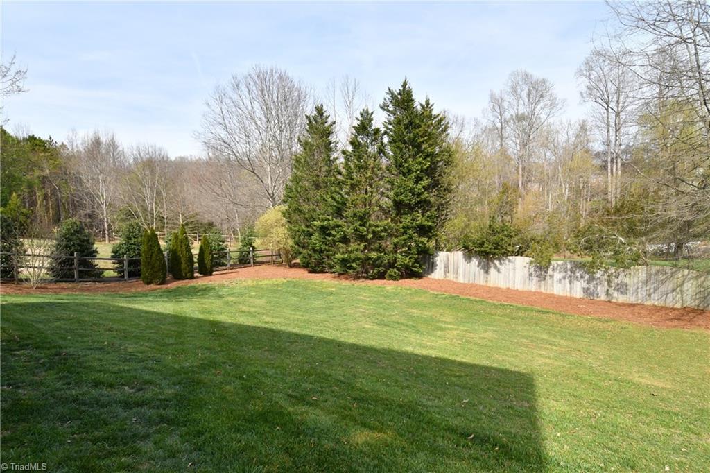 8104 Glengarriff Road Clemmons, NC 27012 - Photo 22 of 25 Gallery Image 22