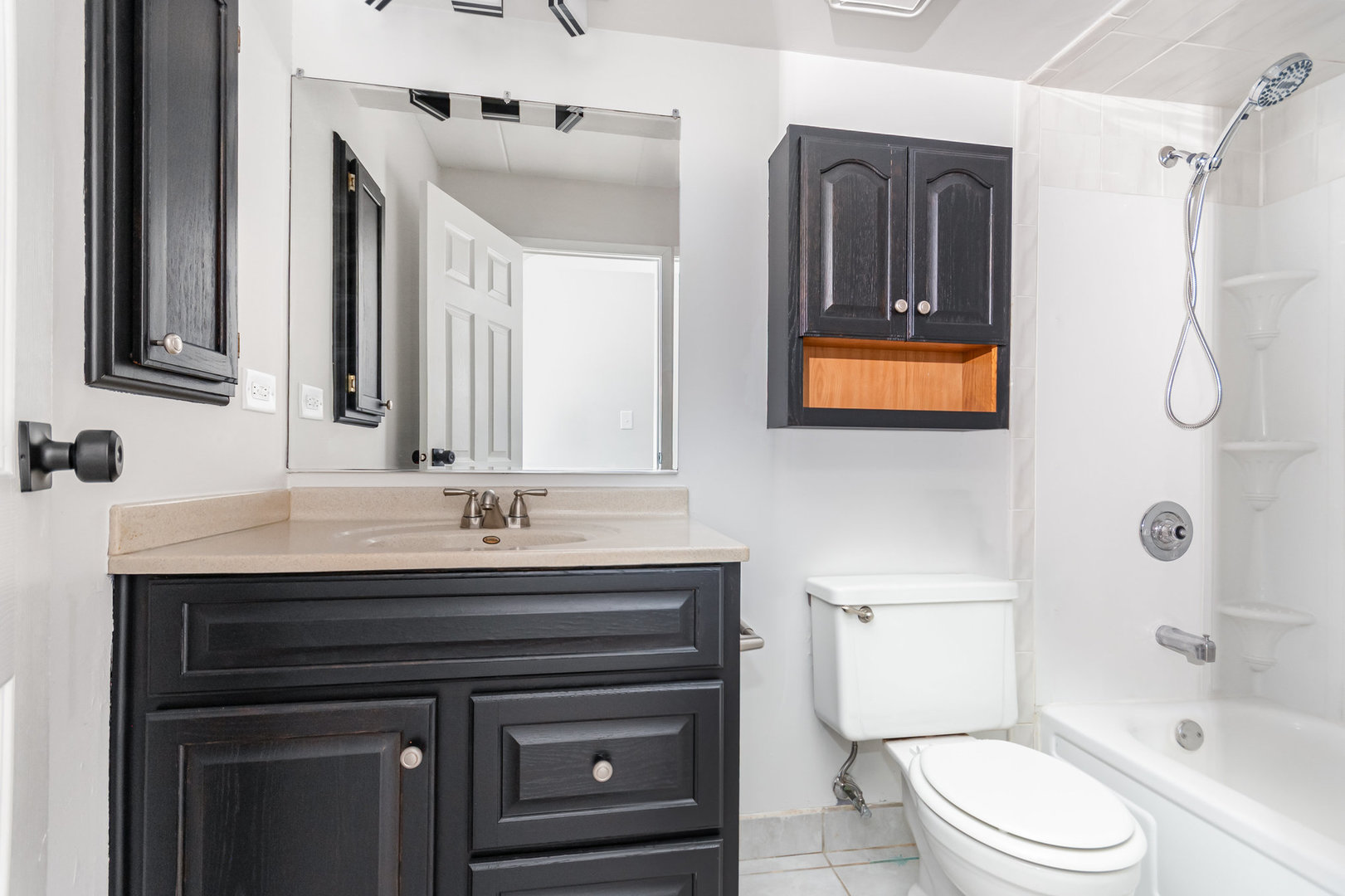 5340 Waterbury Drive, Unit 2103 Crestwood, IL 60418 - Photo 9 of 16