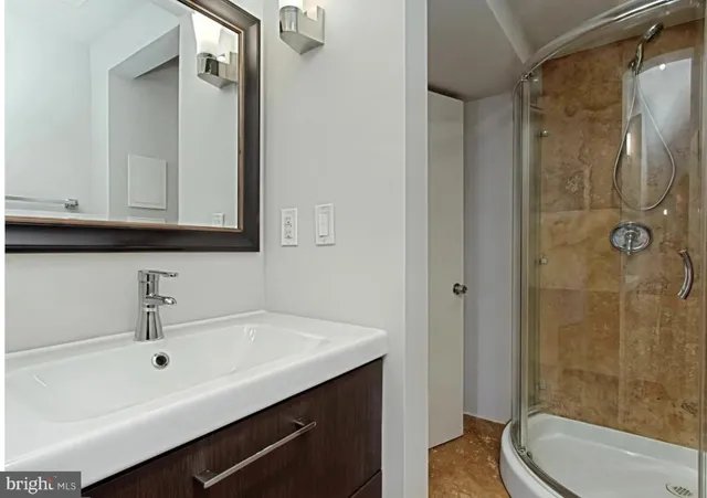 $3,099 | 137 West Reed Avenue, Alexandria, VA 22305