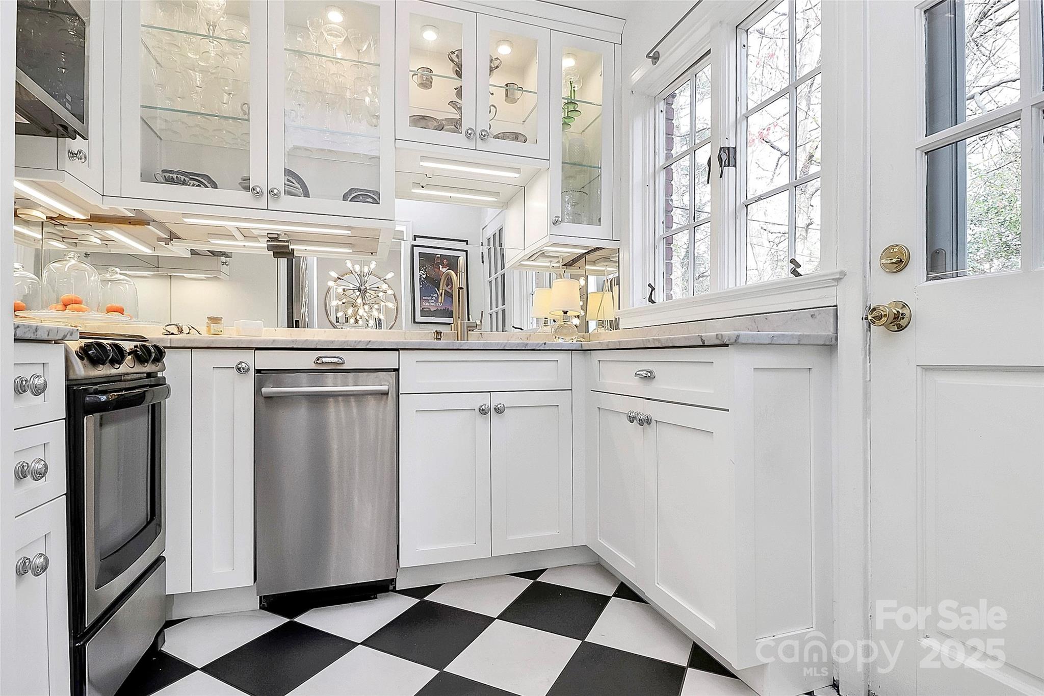 1817 Jameston Drive Charlotte, NC 28209 - Photo 13 of 34