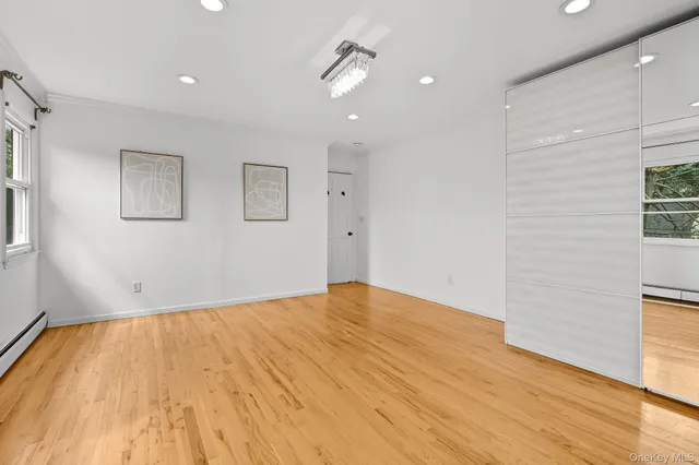 $1,250,000 | 105 Sprague Road, Scarsdale, NY 10583