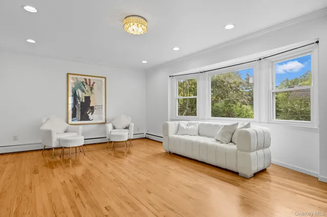 $1,250,000 | 105 Sprague Road, Scarsdale, NY 10583