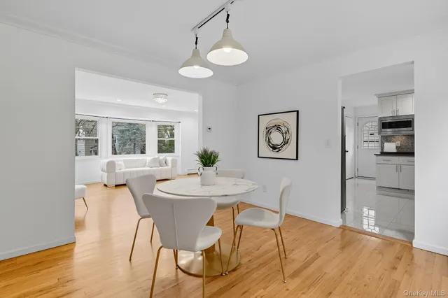 $1,250,000 | 105 Sprague Road, Scarsdale, NY 10583