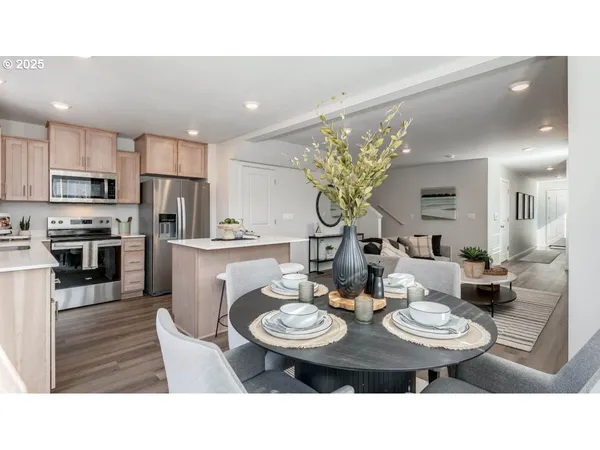 $379,995 | 6247 Southeast 15th Street, Gresham, OR 97080