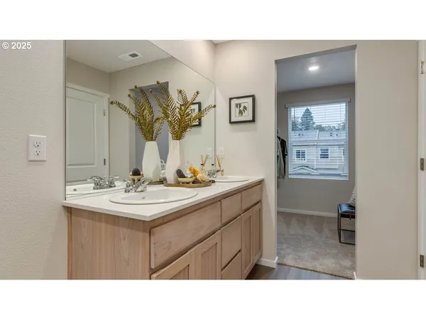 $379,995 | 6247 Southeast 15th Street, Gresham, OR 97080