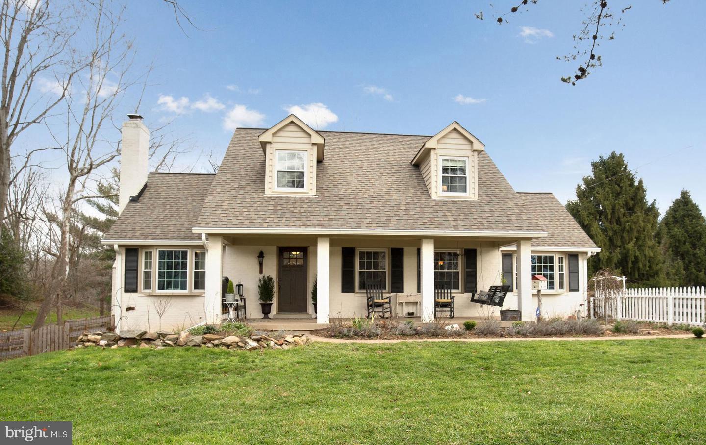 11340 Waples Mill Road Oakton, VA 22124 - Photo 1 of 40