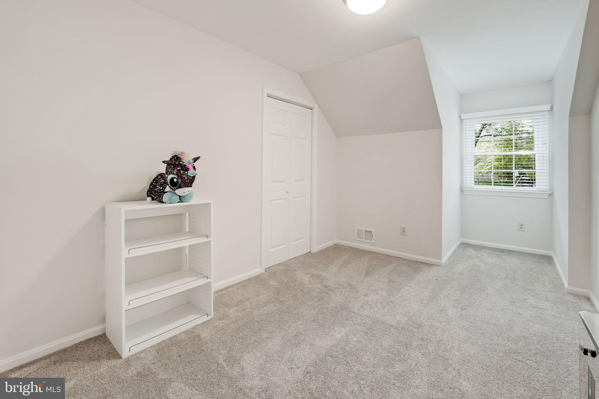 11340 Waples Mill Road Oakton, VA 22124 - Photo 16 of 40