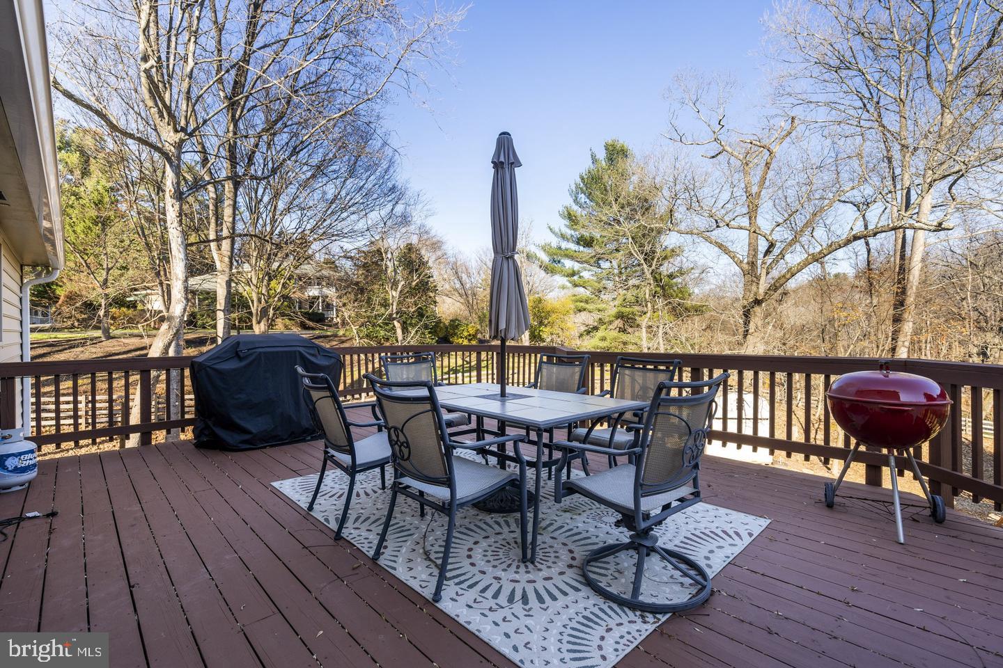 11340 Waples Mill Road Oakton, VA 22124 - Photo 27 of 40