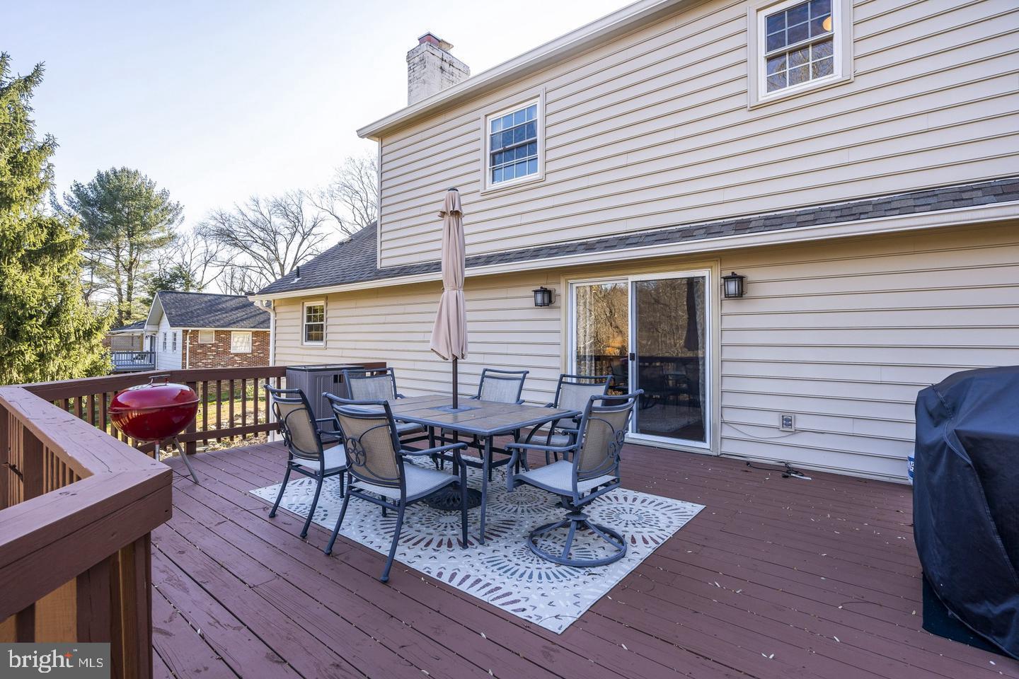 11340 Waples Mill Road Oakton, VA 22124 - Photo 28 of 40