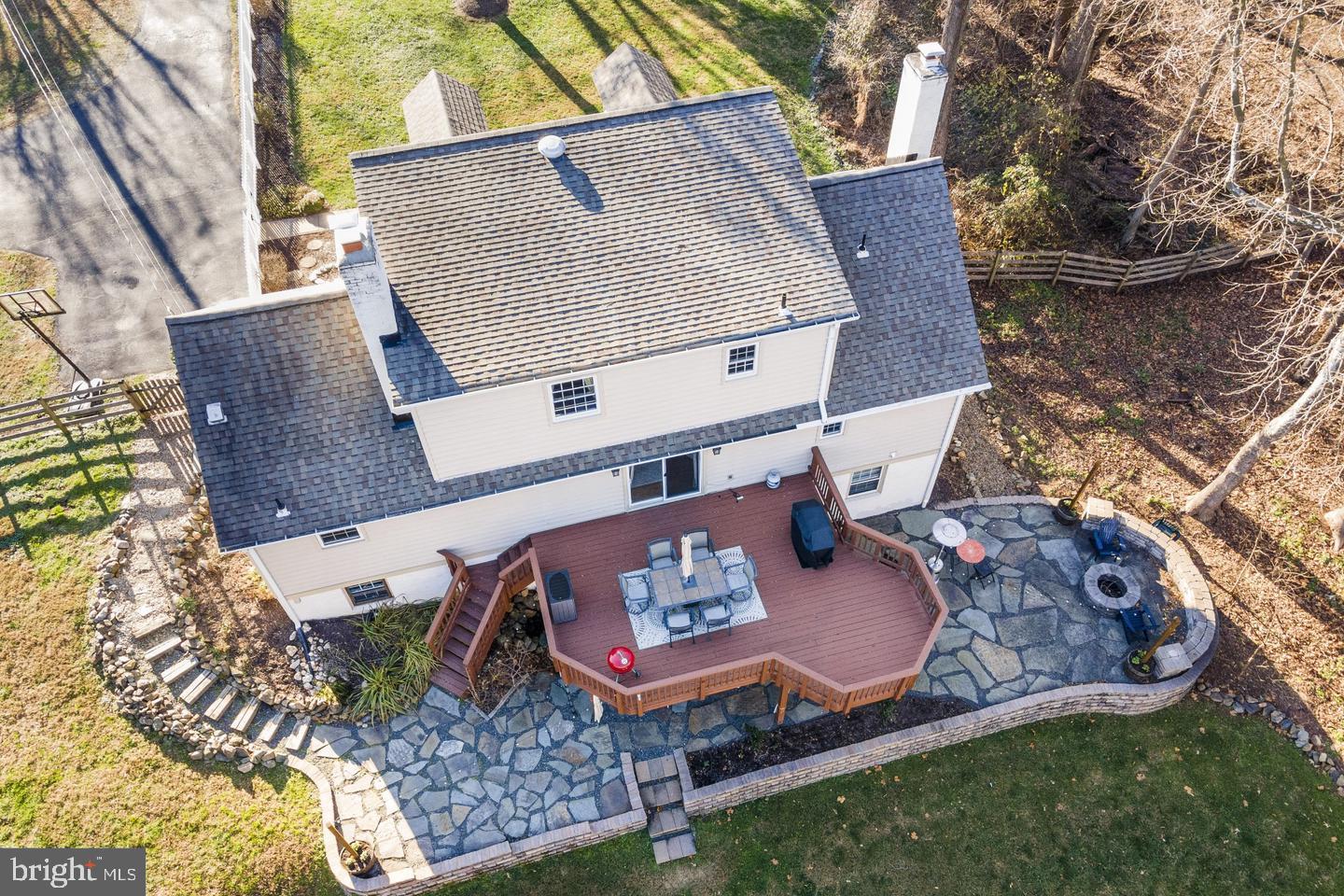 11340 Waples Mill Road Oakton, VA 22124 - Photo 4 of 40