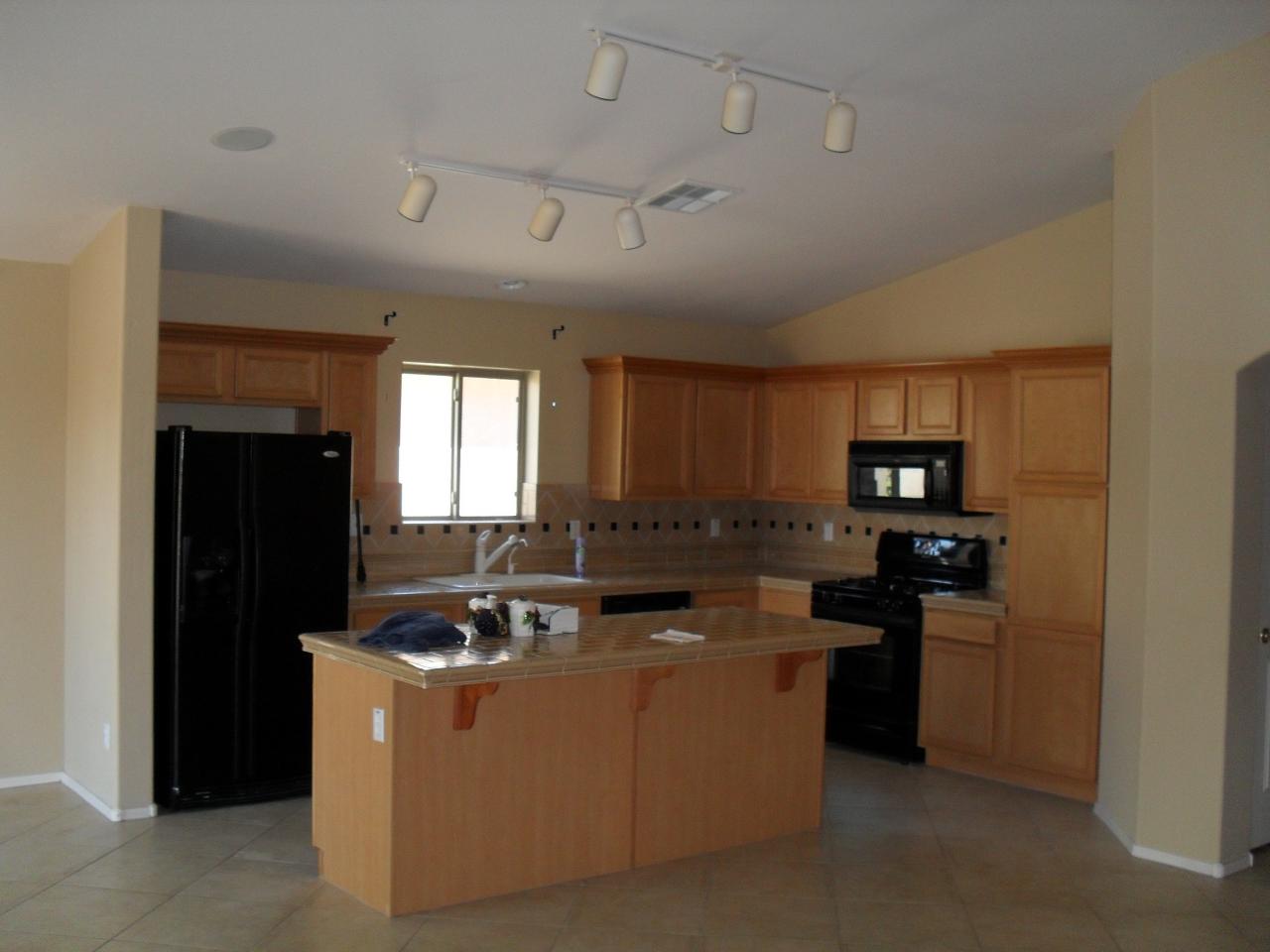 6714 West Beverly Road Laveen, AZ 85339 - Photo 7 of 31 SDC11644