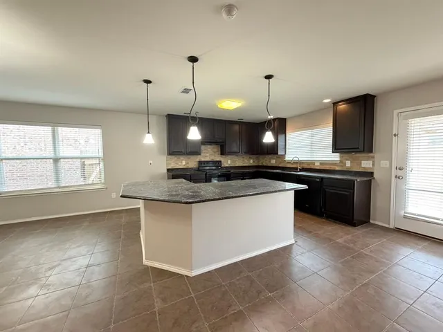 $2,225 | 1517 Quails Nest Drive, Fort Worth, TX 76177