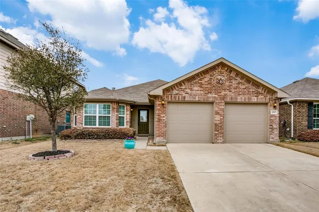 $2,225 | 1517 Quails Nest Drive, Fort Worth, TX 76177