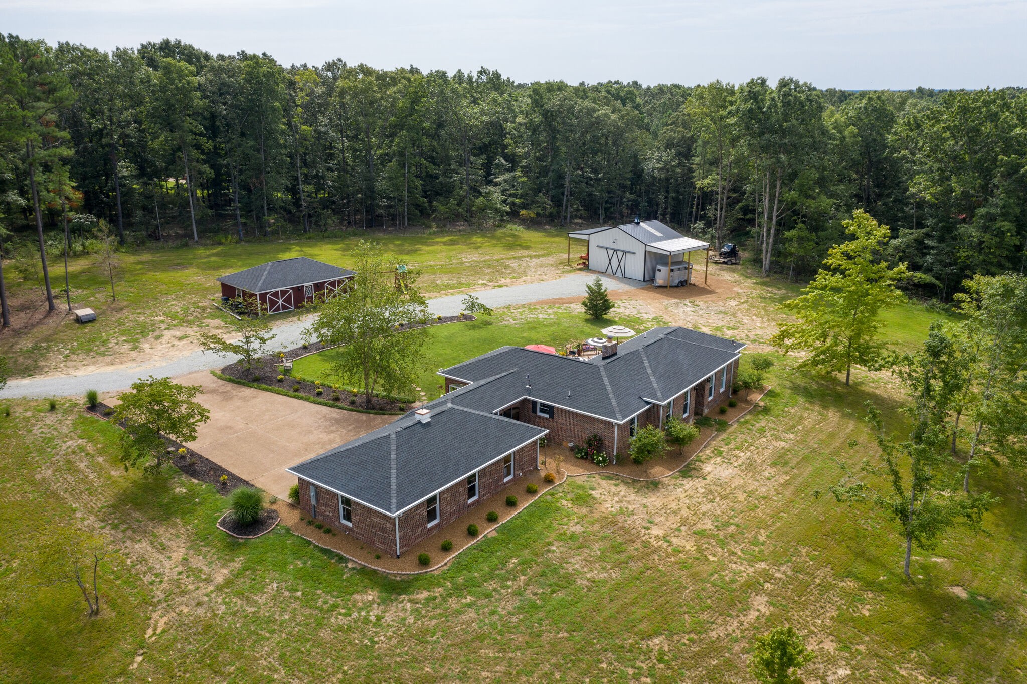 1415 Buffalo Road Hohenwald, TN 38462 - Photo 3 of 50 Gallery Image 3