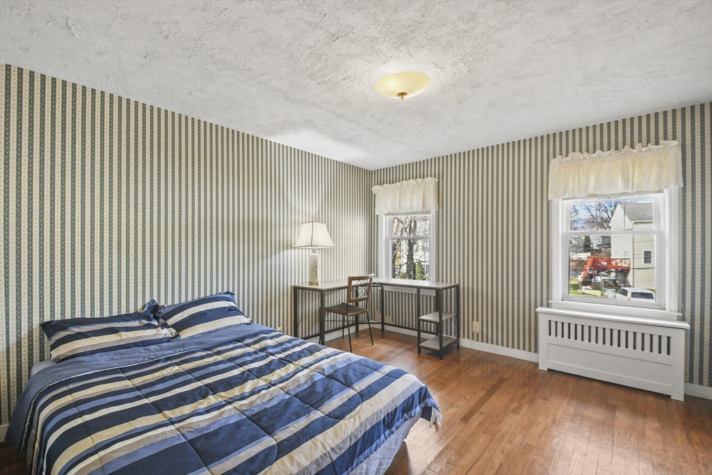 162 June Street Worcester, MA 01602 - Photo 18 of 31 Gallery Image 18