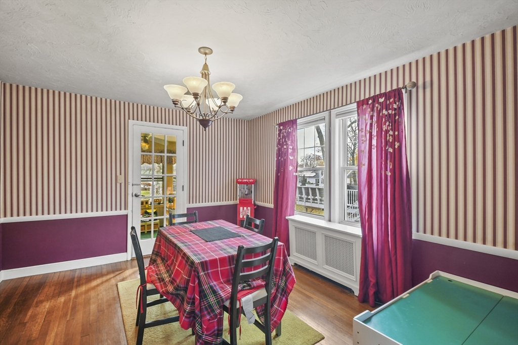 162 June Street Worcester, MA 01602 - Photo 7 of 31 Gallery Image 7