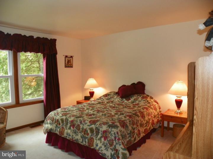 986 Lincoln Road Mullica Hill, NJ 08062 - Photo 13 of 24 Bedroom 2