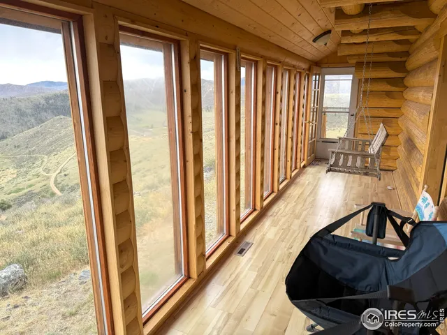 a view of an entryway