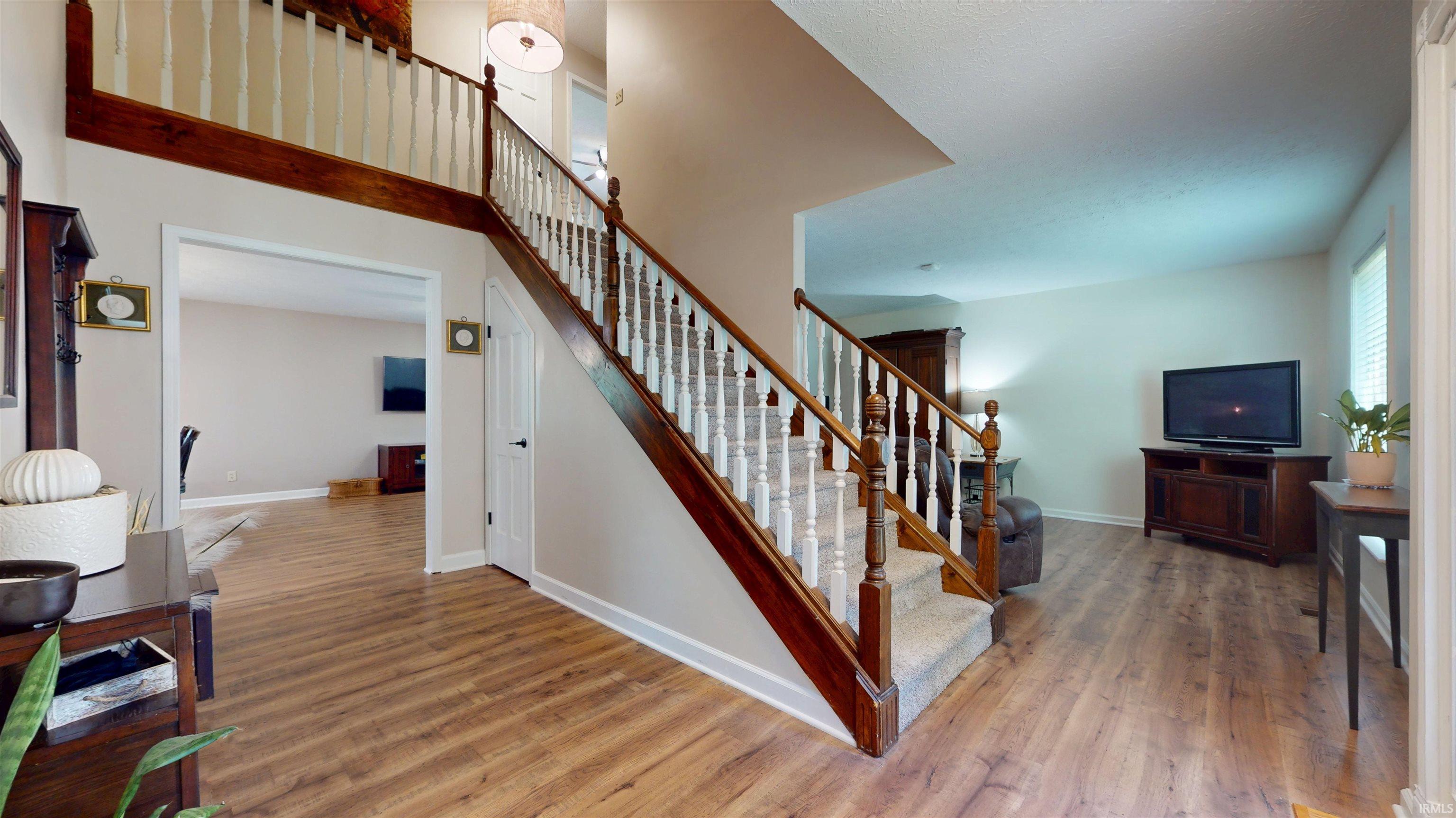 6618 Whetstone Road Evansville, IN 47711 - Photo 6 of 36 Gallery Image 6