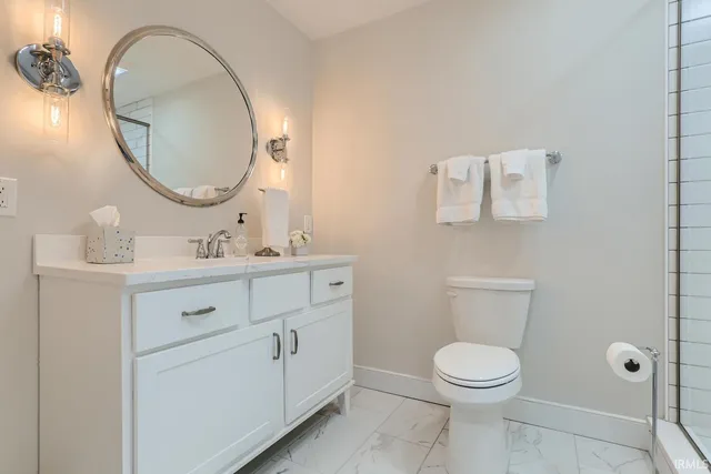 $3,200 | 110 East Water Street, Unit 1, Newburgh, IN 47630