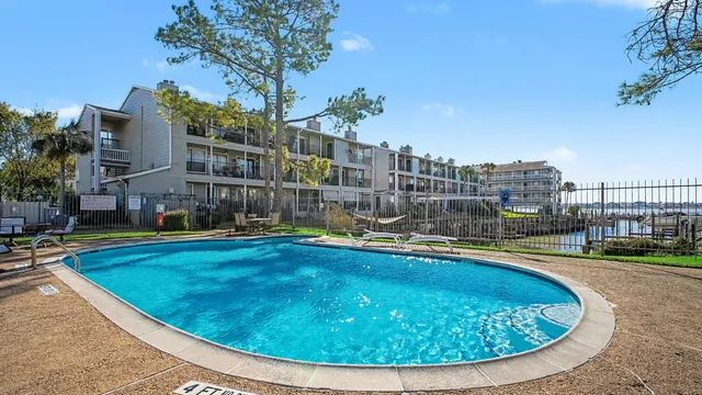 $135,000 | 4011 NASA Road 1, Unit 505, El Lago, TX 77586