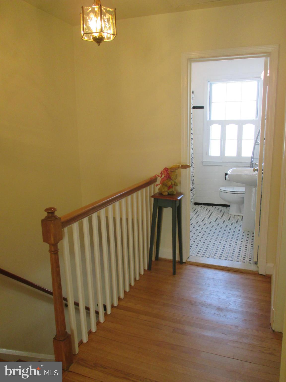 211 Brandon Road Baltimore, MD 21212 - Photo 18 of 30 MORE FRESH PAINT!