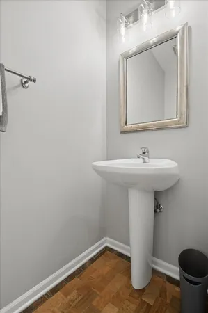 $925,000 | 1305 West Belmont Avenue, Chicago, IL 60657
