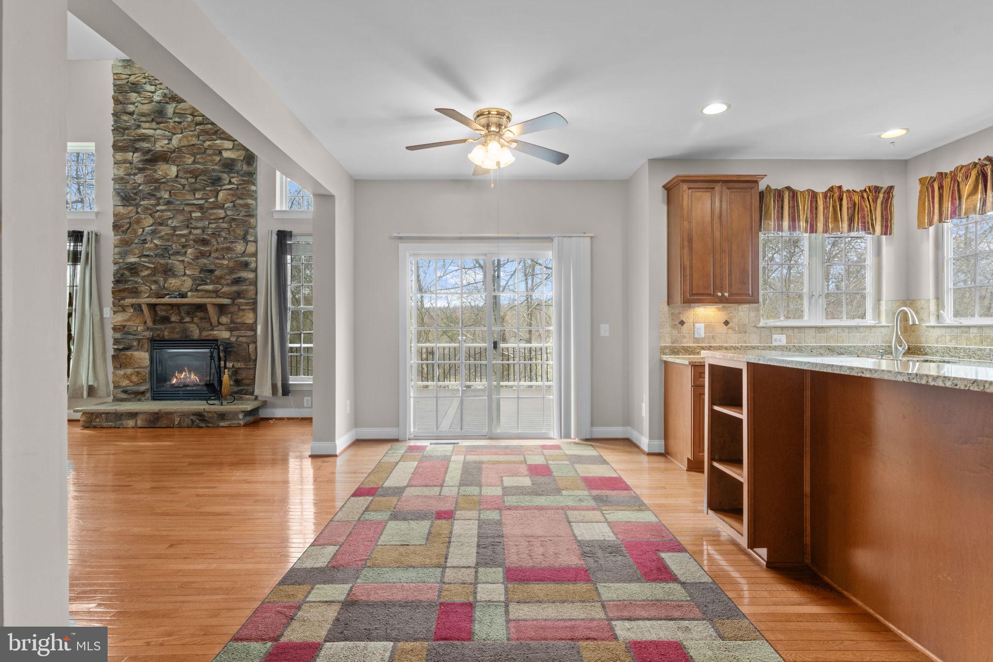 19228 Buna Street Triangle, VA 22172 - Photo 23 of 79