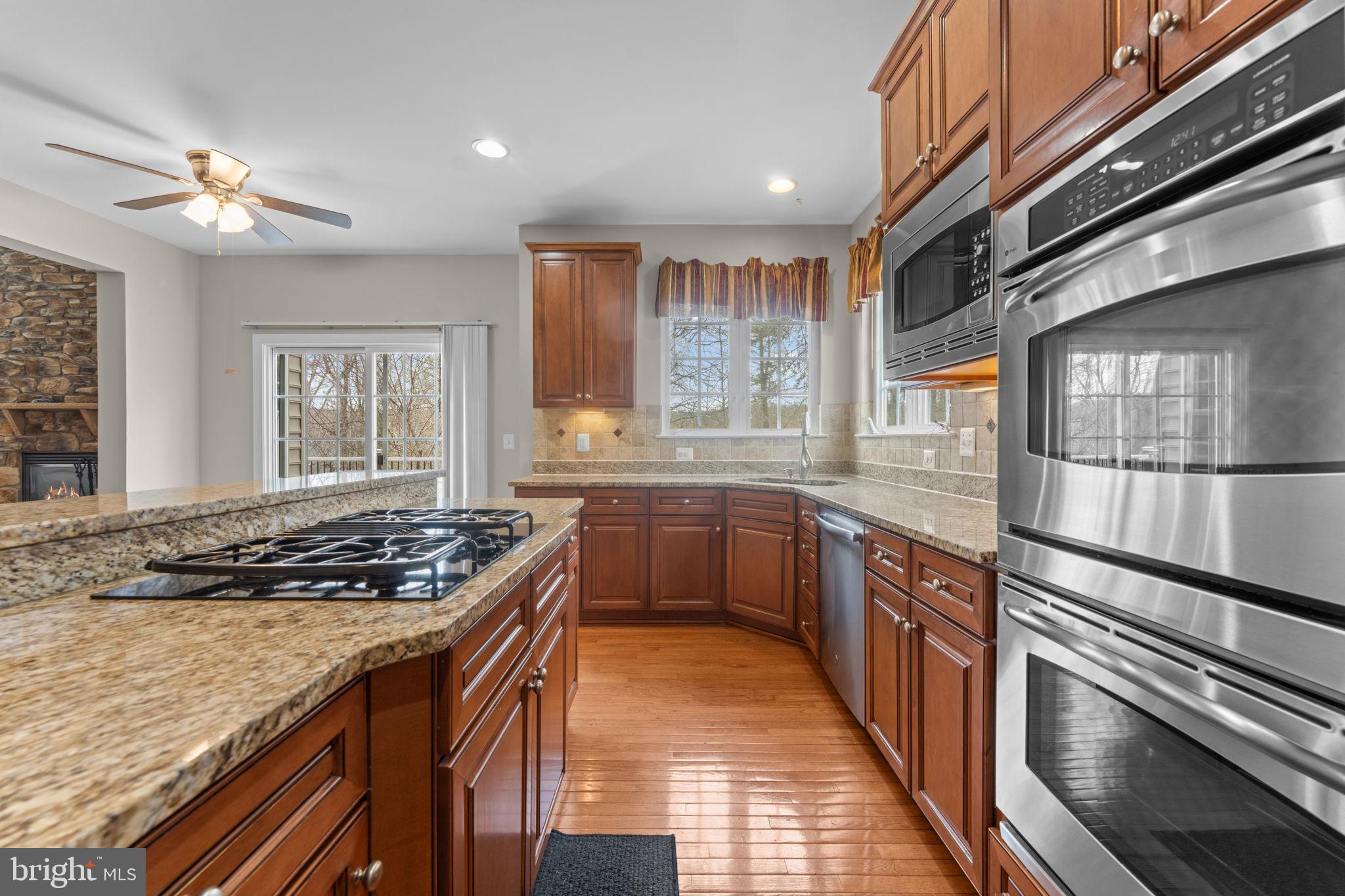 19228 Buna Street Triangle, VA 22172 - Photo 30 of 79