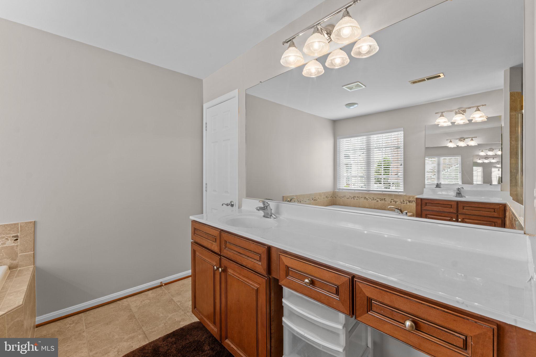 19228 Buna Street Triangle, VA 22172 - Photo 43 of 79