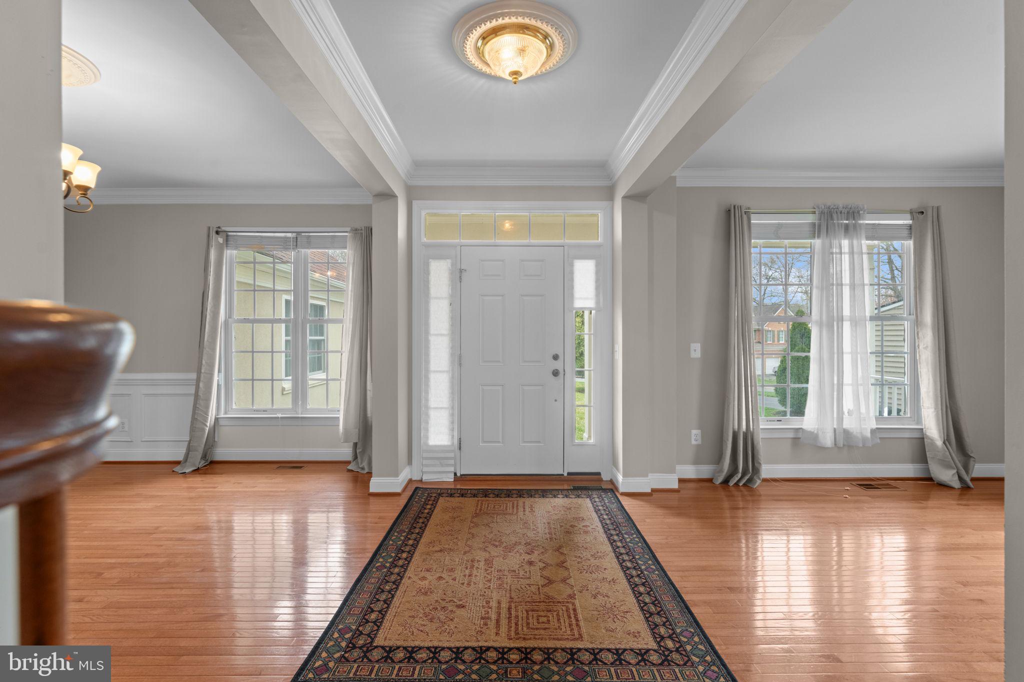 19228 Buna Street Triangle, VA 22172 - Photo 6 of 79