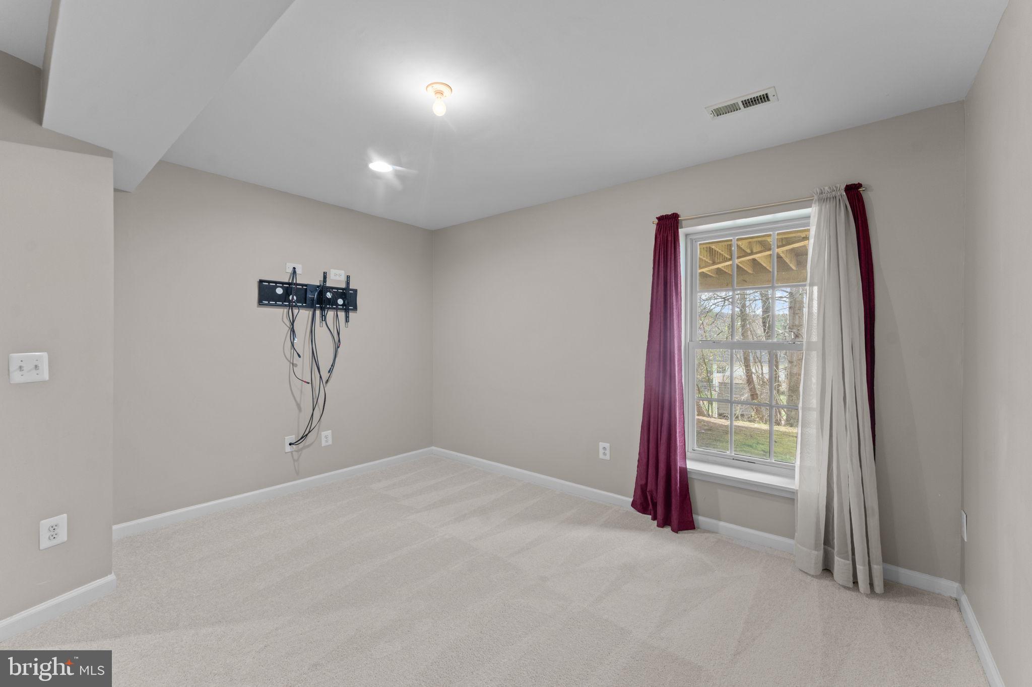 19228 Buna Street Triangle, VA 22172 - Photo 68 of 79