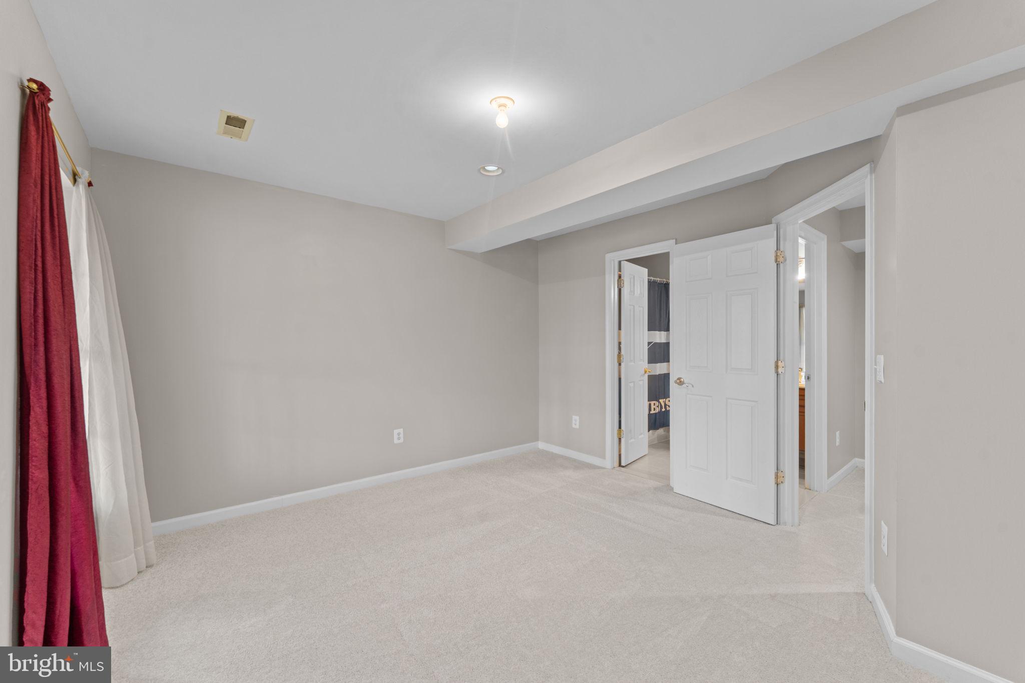 19228 Buna Street Triangle, VA 22172 - Photo 70 of 79