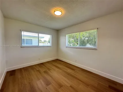 $2,125 | 3700 Northeast 22nd Avenue, Unit 4, Lighthouse Point, FL 33064