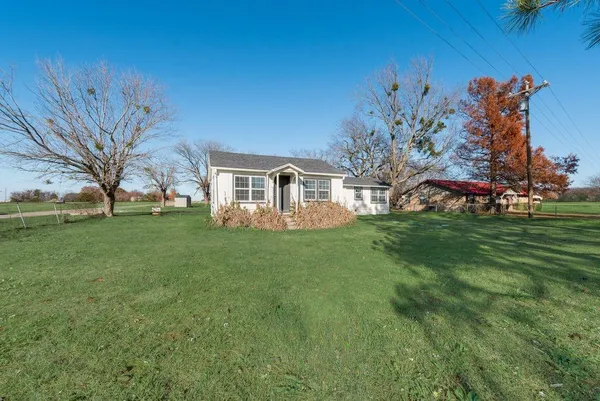 $1,700 | 192 Diamond Ranch Road, Whitesboro, TX 76273