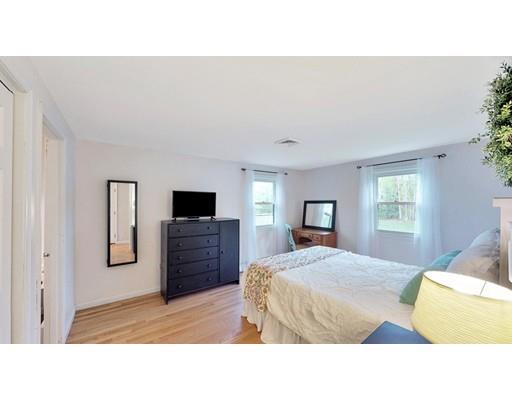 1069 Frank Smith Road Longmeadow, MA 01106 - Photo 18 of 30