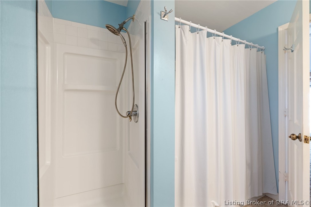 528 Drawbrook Circle New Albany, IN 47150 - Photo 35 of 49