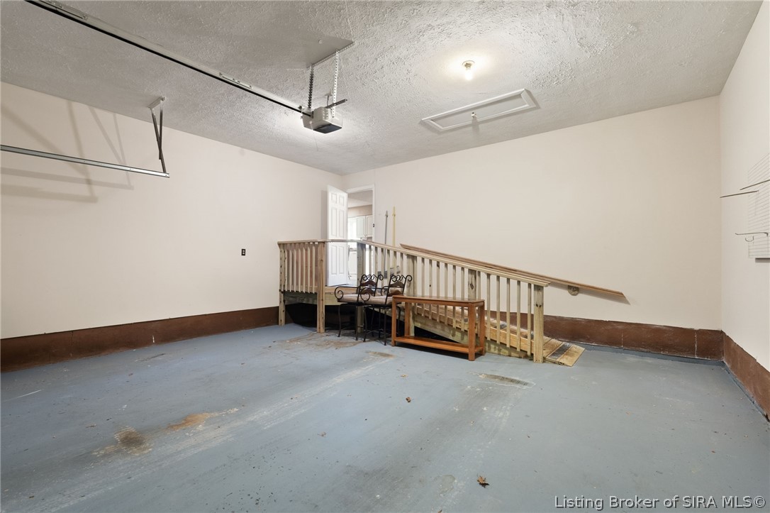 528 Drawbrook Circle New Albany, IN 47150 - Photo 40 of 49