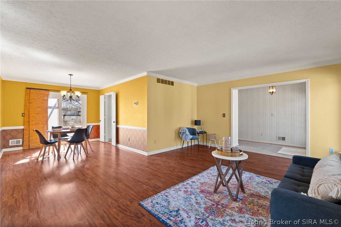 528 Drawbrook Circle New Albany, IN 47150 - Photo 7 of 49