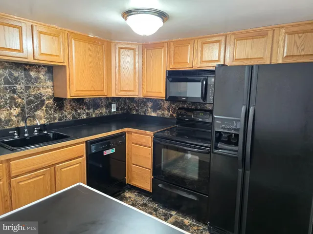 $125,000 | 10101 Prince Place, Unit 3045B, Upper Marlboro, MD 20774