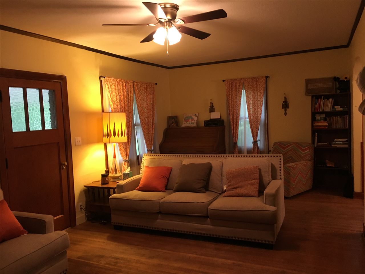 816 Locust Street Perry, OK 73077 - Photo 5 of 25 Gallery Image 5