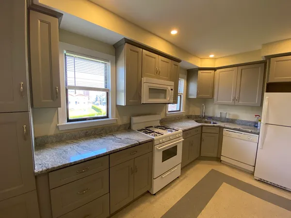 $3,800 | 18 Haverford Street, Unit 3, Boston, MA 02130