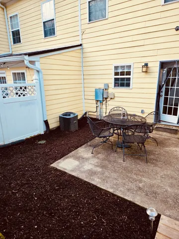 $340,000 | 8662 Gauphin Place, Nashville, TN 37211