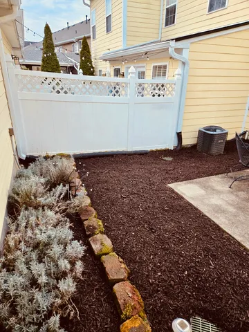 $340,000 | 8662 Gauphin Place, Nashville, TN 37211